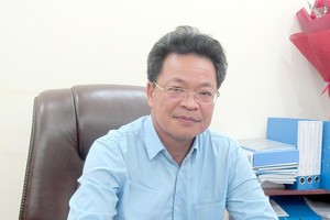 Ông Đặng Sỹ Mạnh đã từng giữ chức vụ Giám đốc Ban Quản lý Dự án 99Kl.app khuyến mãi hot Khu vực II, Giám đốc Ban Quản lý các dự án 99Kl.app khuyến mãi hot, Phó Cục trưởng Cục 99Kl.app khuyến mãi hot Việt Nam (Bộ GTVT) trước khi về nhận nhiệm vụ mới tại Tổng công ty 99Kl.app khuyến mãi hot Việt Nam vào năm 2017.