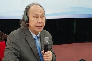 TS. Kavi Chongkittavorn, Cố vấn truyền thông cao cấp của Viện Nghiên cứu Kl992 cổng game cá cược ASEAN và Đông Á (ERIA) nêu quan điểm tại Buổi thảo luận.