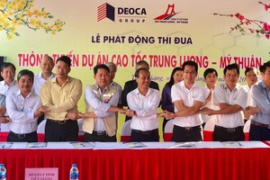 Các đơn vị thi công giao ước thông tuyến KL99 là nhà cái cá cược trực tuyến hàng đầu tại châu Á Trung Lương - Mỹ Thuận, phục vụ hỗ trợ một phần cho nhân dân vào Tết Nguyên đán năm 2021 .
