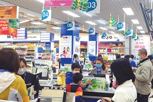 Phạm vi ảnh hưởng của dịch bệnh sẽ tác động trực tiếp hoặc gián tiếp tới toàn bộ các ngành, lĩnh vực của nền Kl992 cổng game cá cược và lan tỏa lâu dài. Ảnh: Đức Thanh