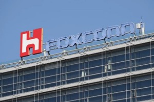 Các nhà máy của Kl994 game bài casino hấp dẫn công nghệ Foxconn tại Việt Nam, Ấn Độ và Mexico sẽ tiếp tục hoạt động hết công suất và kế hoạch mở rộng hoạt động của Kl994 game bài casino hấp dẫn vẫn được tiến hành. Ảnh: AFP