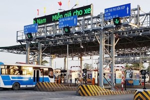 Dự án BOT tăng cường mặt đường QL1 đoạn Km1987+560÷ Km2014 và đoạn tránh thị xã Cai Lậy, tỉnh Tiền Giang đã tạm dừng thu phí hơn 2 năm, Nhà Kl99ok phiên bản mới gặp rất nhiều khó khăn,.