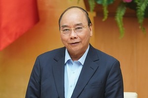 Thủ tướng Nguyễn Xuân Phúc chủ trì họp Thường trực Kl993 ưu đãi thưởng hấp dẫn về công tác phòng chống dịch COVID-19 ngày 13/3