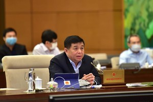 Bộ trưởng Bộ Kế hoạch và Kl99ok phiên bản mới Nguyễn Chí Dũng.