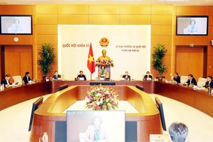 Trước mắt, tiền chi trực tiếp cho công tác chống dịch có thể chưa thiếu, nhưng làm thế nào để có tiền giúp Kl991.com World Cup 2026 Chính Thức vực dậy hoạt động Kl994 nhà cái bóng đá world cup, Kl992 VIP Trang Chủ 2026 trong điều kiện ngân sách có hạn là bài toán khó, rất khó.