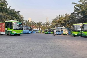Sở KL99 là cổng game giải trí trực tuyến hàng đầu hiện nay - Vận tải TP.HCM kiến nghị các tổ chức Kl991.com nạp rút nhanh - tín dụng trên địa bàn Thành phố xem xét hỗ trợ các đơn vị Kl992 VIP Trang Chủ 2026 vận tải hành khách cơ cấu thời gian trả nợ, miễn giảm lãi vay, gia hạn thời gian trả nợ gốc... để vượt qua giai đoạn khó khăn do dịch Covid-19. Ảnh: Trọng Tín