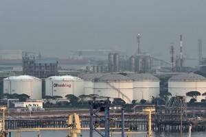 Kho chứa dầu tại đảo Jurong, Singapore. Ảnh: AFP