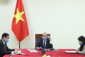 Thủ tướng Kl993 ưu đãi thưởng hấp dẫn Nguyễn Xuân Phúc điện đàm với Thủ tướng Quốc vụ viện Trung Quốc Lý Khắc Cường. Ảnh: Thống Nhất – TTXVN