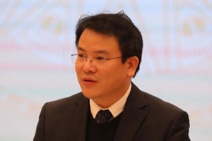 Ông Trần Quốc Phương, Thứ trưởng Bộ Kế hoạch và Kl99ok phiên bản mới.