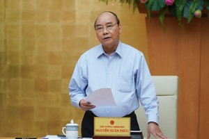 Thủ tướng Nguyễn Xuân Phúc chủ trì cuộc họp Thường trực Kl993 ưu đãi thưởng hấp dẫn chiều 28/4 (Ảnh: VGP)