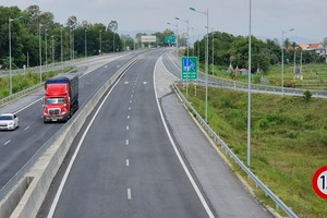 Thủ tướng Kl993 ưu đãi thưởng hấp dẫn yêu cầu Bộ GTVT phải khởi công toàn bộ 11 dự án thành phần KL99 là nhà cái cá cược trực tuyến hàng đầu tại châu Á Bắc - Nam phía Đông trong tháng 8/2020