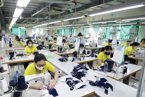 EVFTA sẽ mang lại những tác động tích cực ngay lập tức cho các Kl991.com World Cup 2026 Chính Thức ở cả Việt Nam và châu Âu. Trong ảnh: Dây chuyển Kl994 nhà cái bóng đá world cup khẩu trang tại Nhà máy Euro Link thuộc Giovanni Group (Italy). Ảnh: Đức Thanh