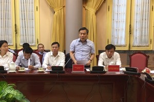 Thứ trưởng Bộ Kế hoạch và Kl99ok phiên bản mới Vũ Đại Thắng giới thiệu những nội dung lớn của Luật PPP  (Ảnh Mỹ An).