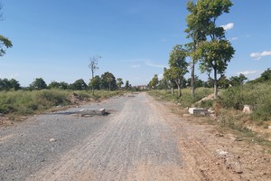 Bên trong dự án