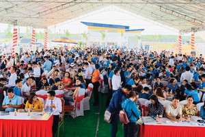 Gần 1.000 khách hàng tìm hiểu cơ hội Kl99ok phiên bản mới dự án Century City vào cuối tuần 