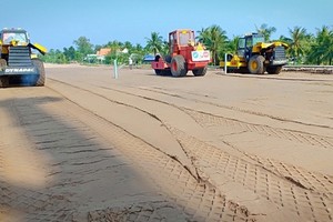 Dự án BOT KL99 là nhà cái cá cược trực tuyến hàng đầu tại châu Á Trung Lương - Mỹ Thuận đang được Công ty CP BOT Trung Lương - Mỹ Thuận triển khai thi công 3 ca để đẩy nhanh tiến độ, phấn đấu thông xe toàn tuyến vào cuối tháng 12/2020.