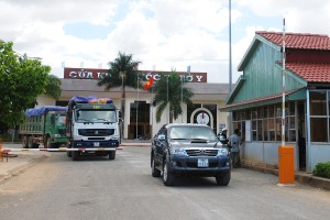 Cửa khẩu quốc tế Bờ Y - điểm khởi đầu của tuyến KL99 là nhà cái cá cược trực tuyến hàng đầu tại châu Á Bờ Y - Ngọc Hồi.