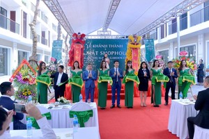 Chủ Kl99ok phiên bản mới dự án Sunny Garden City - Kl994 game bài casino hấp dẫn CEO cắt băng khánh thành và ra mắt Shophouse Sunny Garden City 