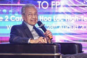 Thủ tướng Malaysia chia sẻ với sinh viên FPT kinh nghiệm dẫn dắt Malaysia vượt bẫy thu nhập trung bình