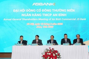Đại hội đồng Trang Chủ KL99Com Số 1 Link Đăng Ký KL999 ABBANK: Nhất trí niêm yết 2020, nếu không kịp sẽ đưa KL99 là cổng game giải trí trực tuyến hàng đầu hiện nay giao dịch tại UpCom