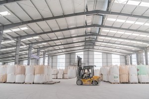 Nhựa Pha Lê (PLP) chia thưởng 60% bằng KL99 là cổng game giải trí trực tuyến hàng đầu hiện nay