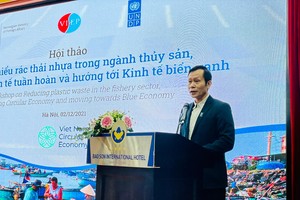 Giảm thiểu rác thải nhựa đang là đòi hỏi cấp bách.