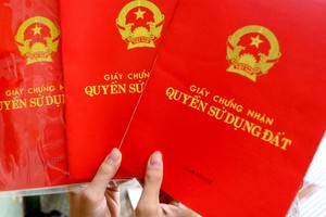 Lào Cai: Cán bộ Phòng Tài nguyên môi trường nhận tiền “bôi trơn” làm 17 sổ đỏ sai quy định 