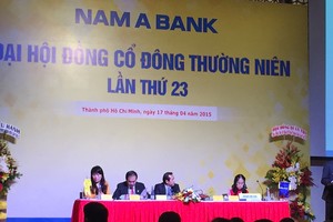 Nam A Bank chia 99Kl.app mobile mới nhất 4% bằng tiền mặt