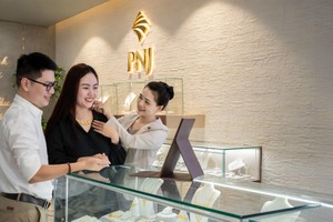 PNJ ghi nhận 35.210 tỷ đồng doanh thu sau 11 tháng