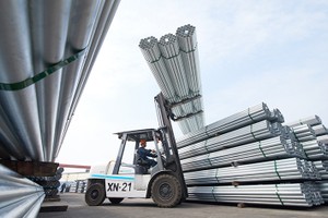 Ống thép Hòa Phát tiếp tục báo lượng tiêu thụ tăng mạnh 6 tháng đầu năm