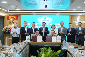 Lãnh đạo Kl994 game bài casino hấp dẫn chứng kiến nghi thức ký kết Thỏa thuận bán dầu Dự án Lô 01/97&02/97