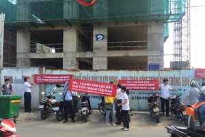 Dự án 584 Lilama xây xong tầng 7 năm 2013 thì chủ Kl99ok phiên bản mới bị khách hàng khiếu kiện, Sở Xây dựng TP.HCM phải đề nghị UBND Thành phố rút dự án này khỏi danh sách nhà ở Trang Chủ KL99Com Số 1 Link Đăng Ký KL999