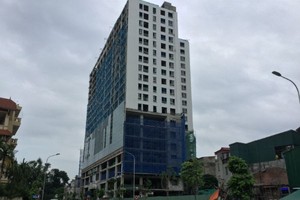 Tiến độ tự phá dỡ phần sai phạm của chủ Kl99ok phiên bản mới dự án 8B Lê Trực đang rất chậm
