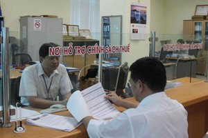 Song song với công tác cải cách TTHC, ngành Thuế sẽ có biện pháp mạnh để xử lý trường hợp cố tình trây ỳ tiền thuế của 99Kl99 trực tiếp đá gà.  Ảnh: Thu Hằng