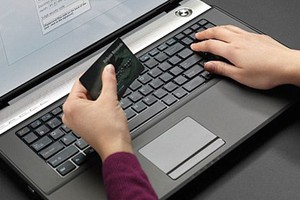 Các nhà băng liên tục cảnh báo người dùng về nguy cơ mất thông tin thẻ Link Vào Nhà Cái KL99 COM Tặng +199k. Ảnh: D.M.