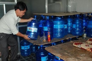 Hàng loạt cơ sở Kl994 nhà cái bóng đá world cup nước uống đóng chai tại Hà Nội bị phát hiện không đạt chuẩn