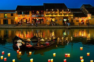 Độc đáo những món quà lưu niệm Hội An