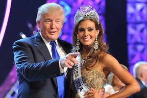Ngoài Web Tổng Nhà Cái 99Kl99 Giải Trí Bậc Nhất, ông Donald Trump còn nhiều nghề hái ra tiền