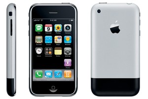 Giá iPhone 2G leo thang, đắt gấp 34 lần iPhone 7