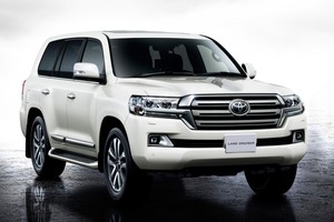 Những mẫu ôtô tăng giá không tưởng trong 2016 tại Việt Nam