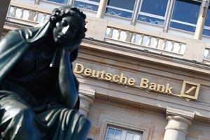 Deutsche Bank đã phải đàm phán với giới chức Mỹ nhiều tháng để hạ thấp tiền phạt. Ảnh: Reuters