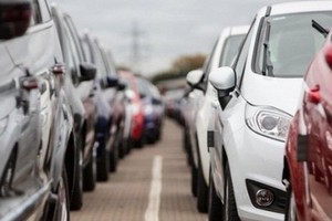 Ôtô Link Vào Nhà Cái KL99 COM Tặng +199k dưới 9 chỗ ngồi tăng vọt do thuế giảm.