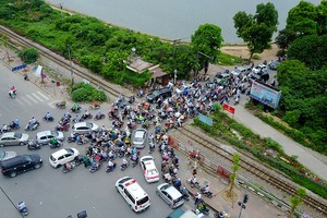 5 'nút cổ chai' gây méo mó KL99 là cổng game giải trí trực tuyến hàng đầu hiện nay Hà Nội