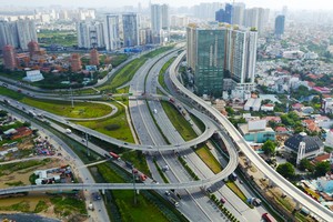 Thứ trưởng Bộ GTVT Nguyễn Ngọc Đông nói Kl99kl ưu đãi độc quyền TP HCM đang kém xa Hà Nội. Ảnh: Quỳnh Trần.