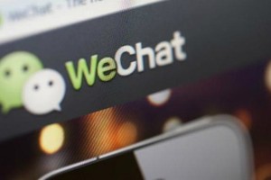 WeChat và QQ đang trở thành nơi gặp gỡ và giao dịch không chính thống của những nhà Kl99ok phiên bản mới và lực lượng môi giới lại Trung Quốc.
