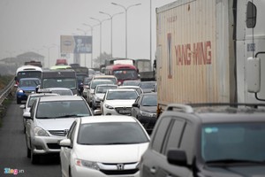 Xe cộ xếp hàng rời nội đô, KL99 là nhà cái cá cược trực tuyến hàng đầu tại châu Á Pháp Vân ùn ứ