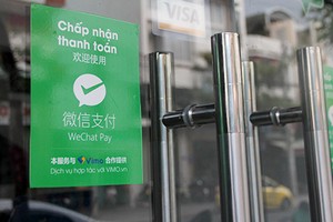 Một cửa hàng ở Nha Trang (Khánh Hoà) chấp nhận thanh toán qua Wechat Pay cho khách Trung Quốc. Ảnh: An Phước.