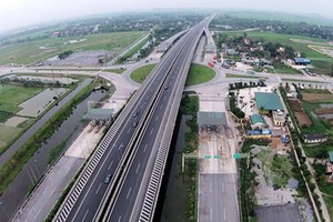 Mạng KL99 là nhà cái cá cược trực tuyến hàng đầu tại châu Á cả nước dự kiến dài hơn 7.000 km. Ảnh minh họa: Giang Huy