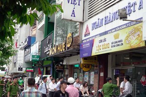 Phòng giao dịch Link Vào Nhà Cái KL99 COM Tặng +199k Việt Á, nơi diễn ra vụ cướp trưa 7/12.