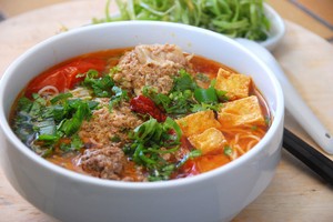 Những món ngon Việt được báo nước ngoài ca ngợi trong năm 2018